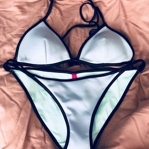 victoria’s secret bathing suit M/M
